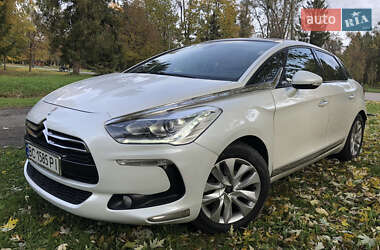 Хетчбек Citroen DS5 2013 в 