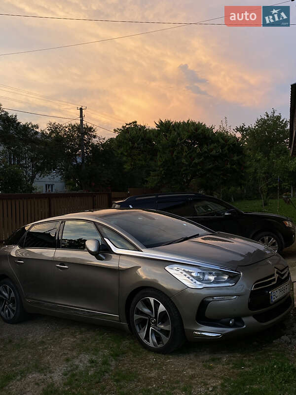 Хетчбек Citroen DS5 2013 в Червонограді