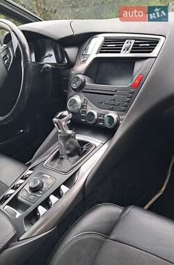 Хетчбек Citroen DS5 2012 в 