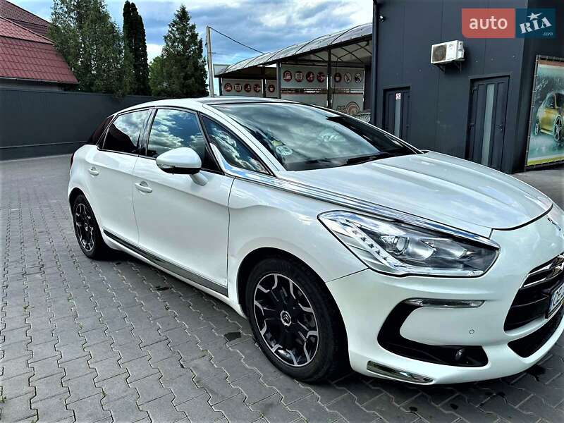 Хетчбек Citroen DS5 2014 в Чернівцях