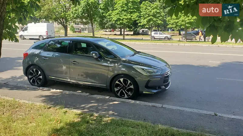 Citroen DS5