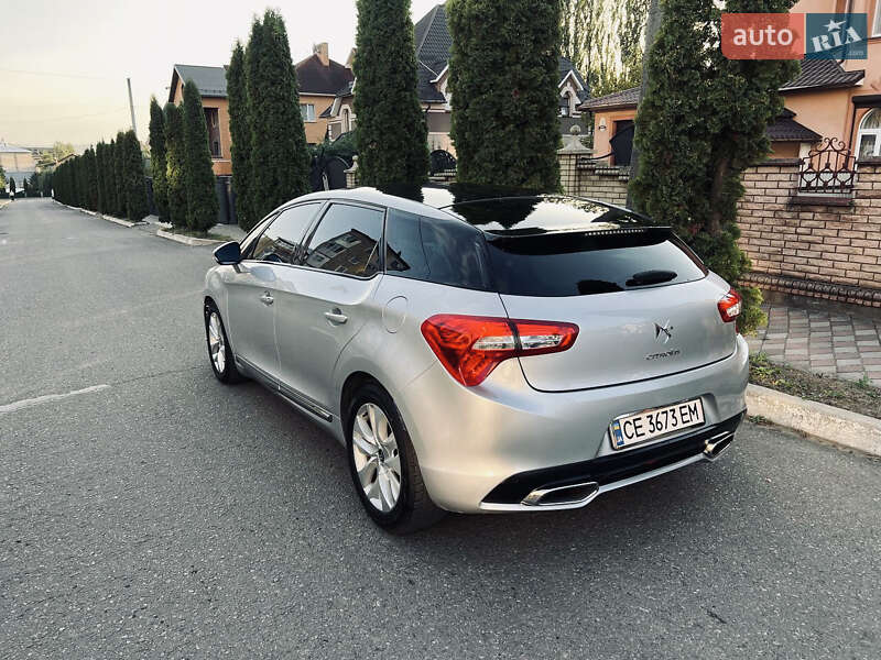 Хэтчбек Citroen DS5 2013 в Сторожинце