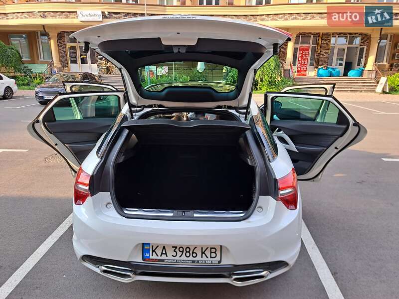 Хэтчбек Citroen DS5 2012 в Киеве