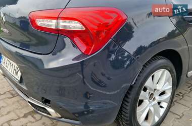 Хэтчбек Citroen DS5 2012 в 