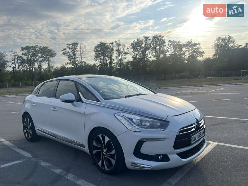 Хетчбек Citroen DS5 2014 в Запоріжжі