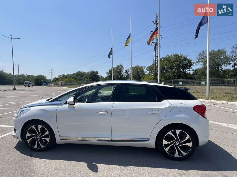 Хетчбек Citroen DS5 2014 в Запоріжжі
