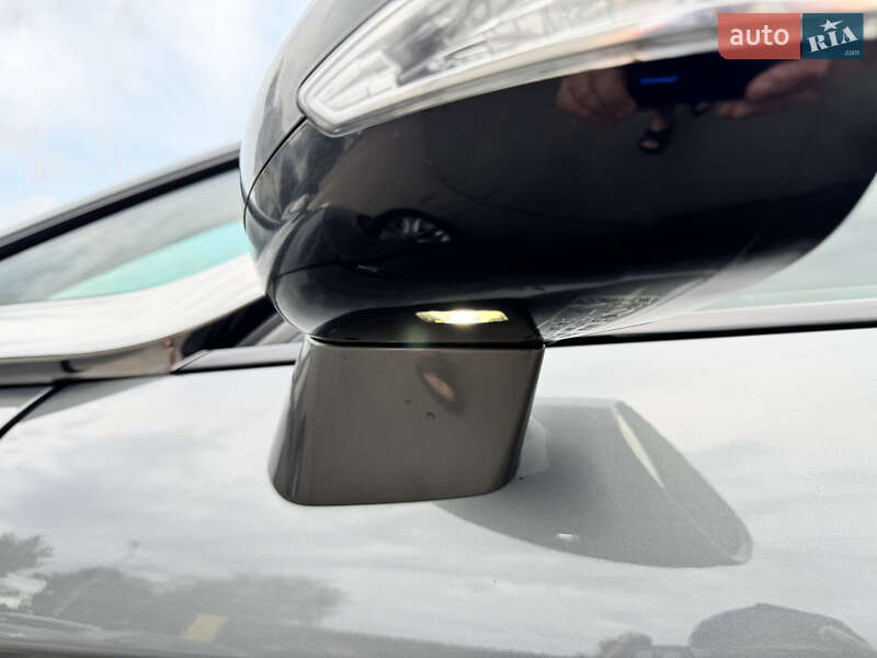 Хэтчбек Citroen DS5 2013 в Киеве