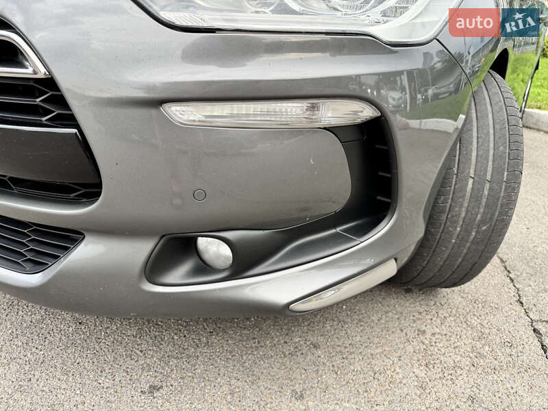 Хэтчбек Citroen DS5 2013 в Киеве