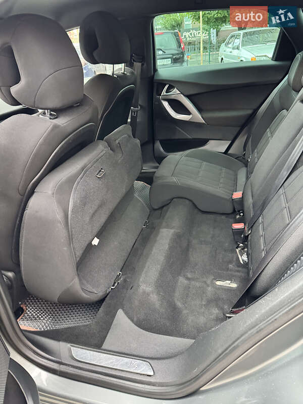 Хэтчбек Citroen DS5 2013 в Киеве