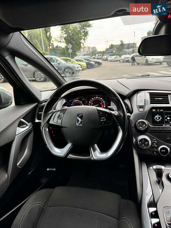 Хэтчбек Citroen DS5 2013 в Киеве