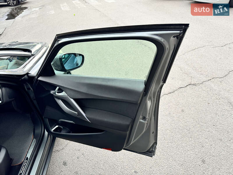 Хэтчбек Citroen DS5 2013 в Киеве