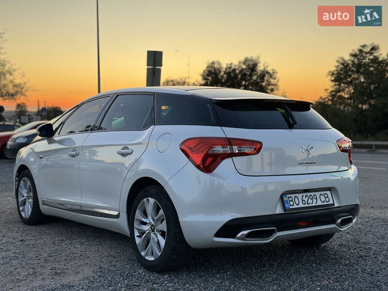 Хэтчбек Citroen DS5 2014 в Тернополе