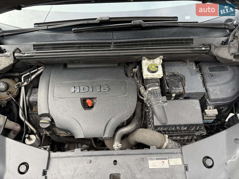 Хэтчбек Citroen DS5 2012 в Тернополе