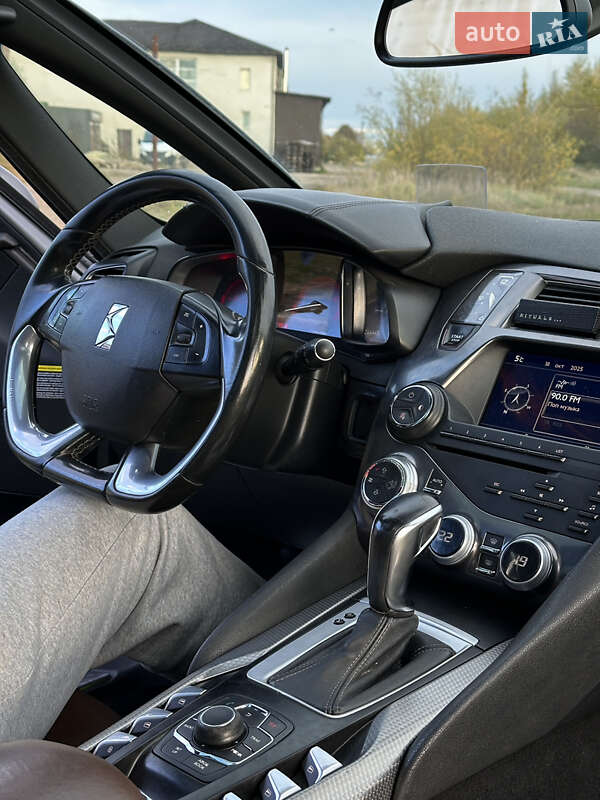 Хэтчбек Citroen DS5 2011 в Стрые фото 11 Хэтчбек Citroen DS5 2011 в Стрые