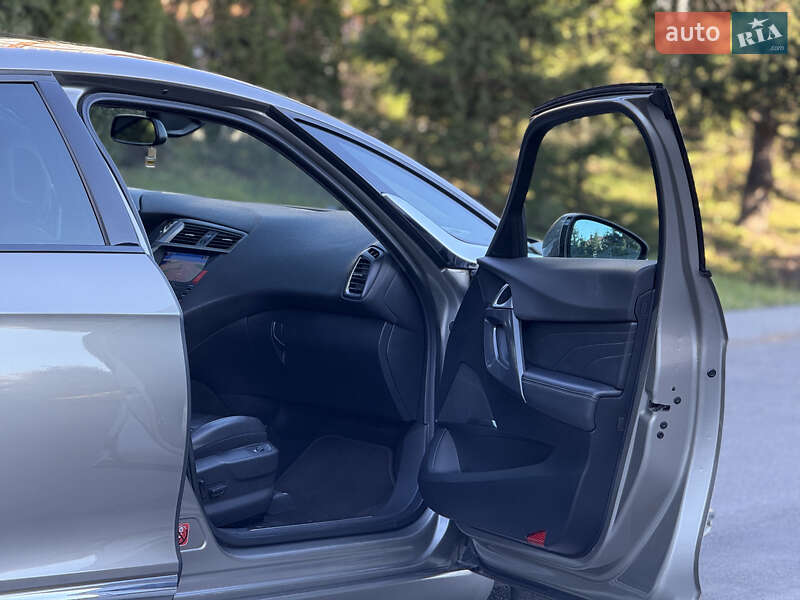 Хэтчбек Citroen DS5 2012 в Тернополе