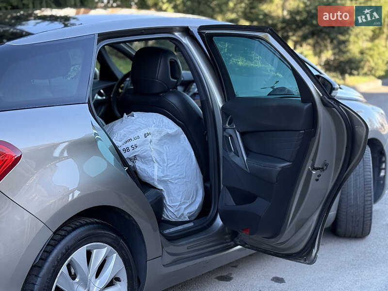 Хэтчбек Citroen DS5 2012 в Тернополе