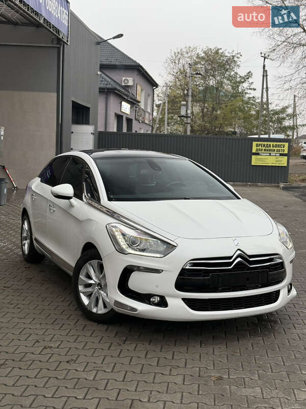 Citroen DS5 2012 Citroen DS5 2012