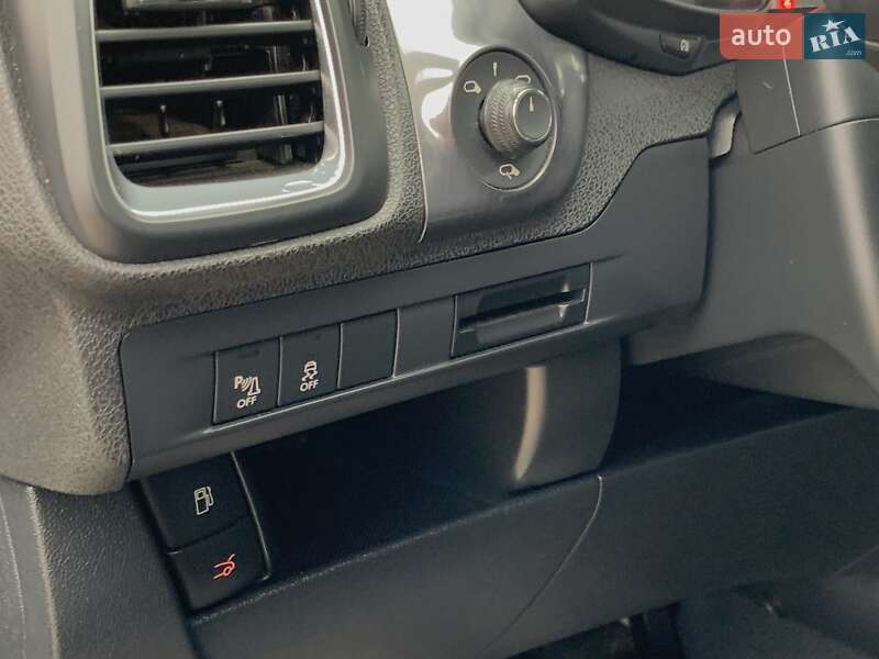 Хэтчбек Citroen DS5 2014 в Бердичеве фото 45 Хэтчбек Citroen DS5 2014 в Бердичеве