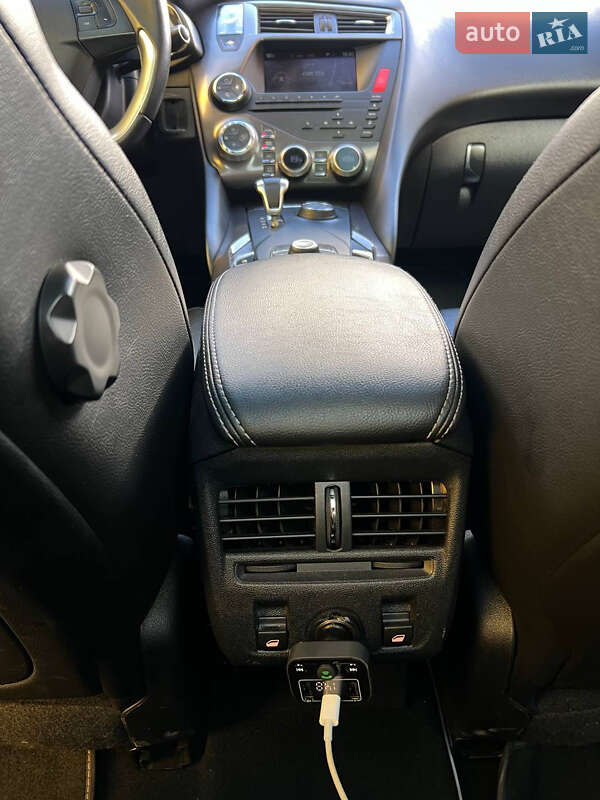 Хэтчбек Citroen DS5 2012 в Черновцах фото 10 Хэтчбек Citroen DS5 2012 в Черновцах
