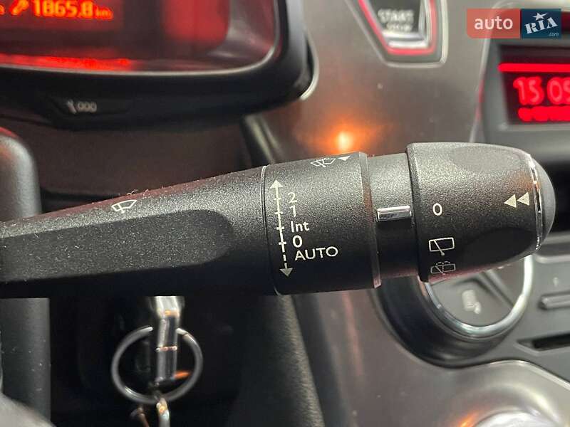 Хэтчбек Citroen DS5 2012 в Киеве