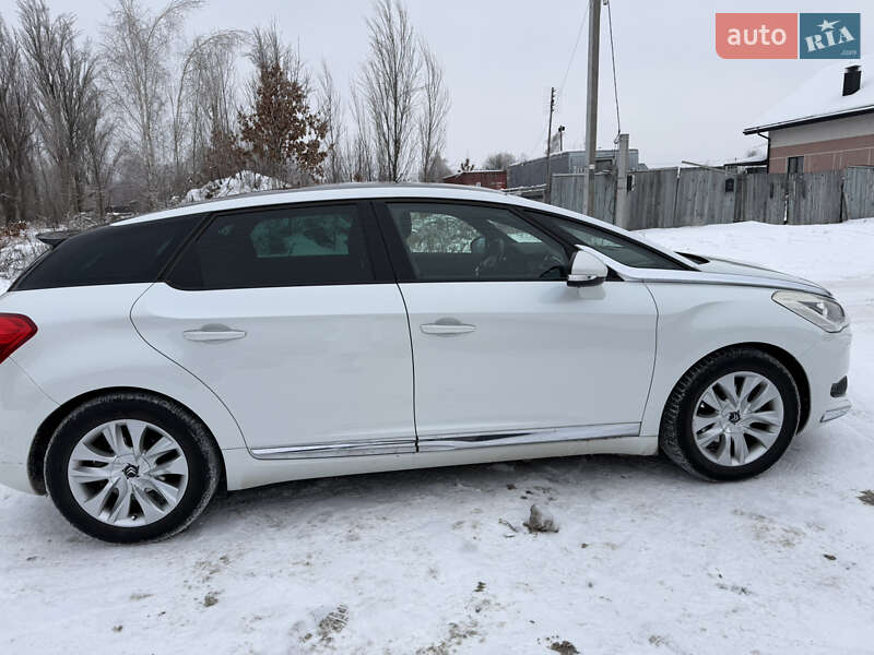 Хэтчбек Citroen DS5 2012 в Белогородке фото 6 Хэтчбек Citroen DS5 2012 в Белогородке