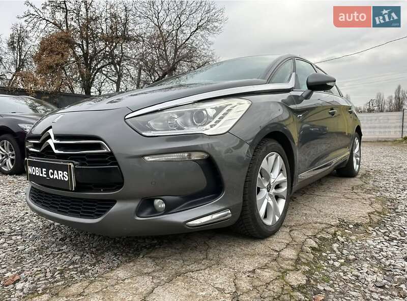 Хэтчбек Citroen DS5 2013 в Киеве