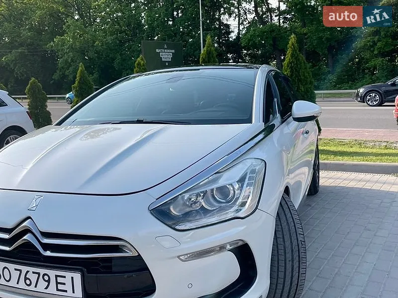 Citroen DS5