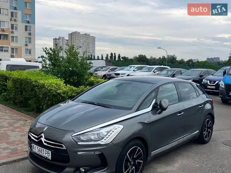 Citroen DS5