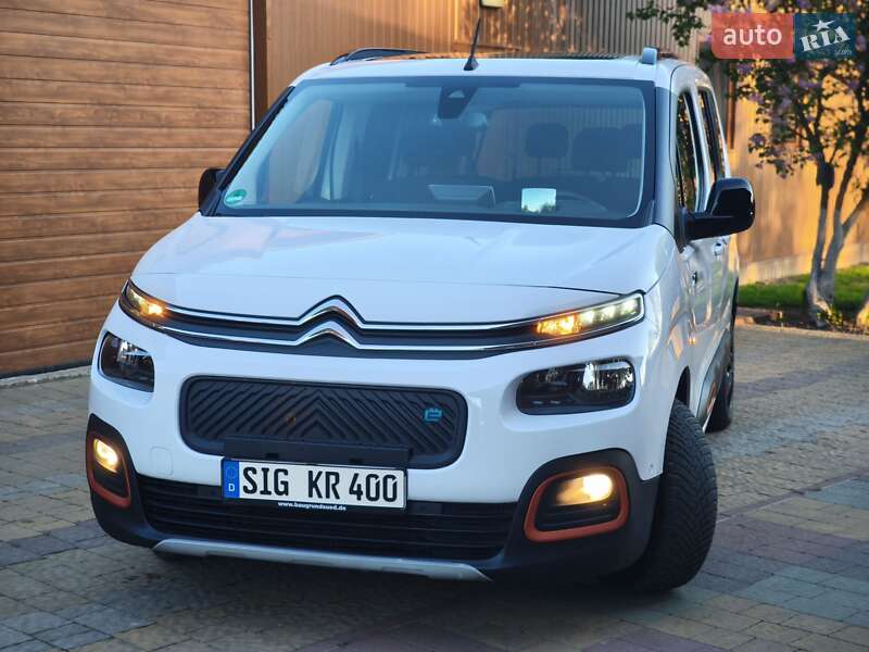 Минивэн Citroen e-Berlingo 2023 в 