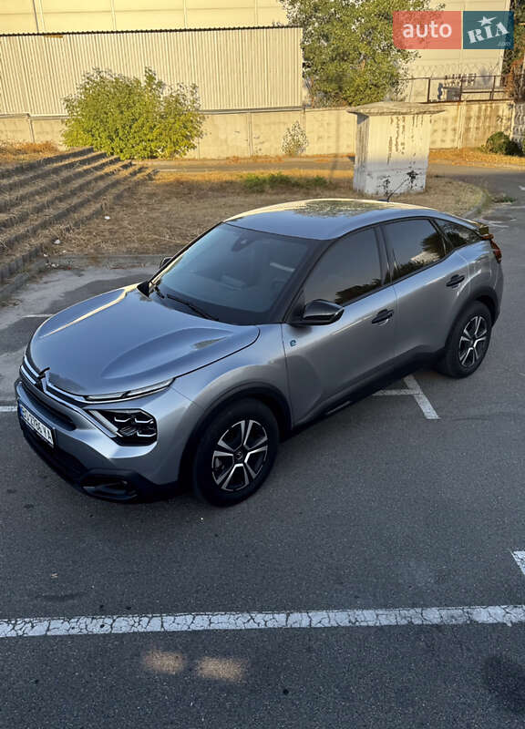 Хэтчбек Citroen e-C4 2021 в 
