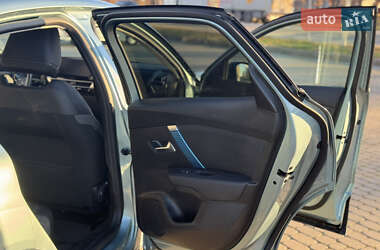 Хэтчбек Citroen e-C4 2022 в 