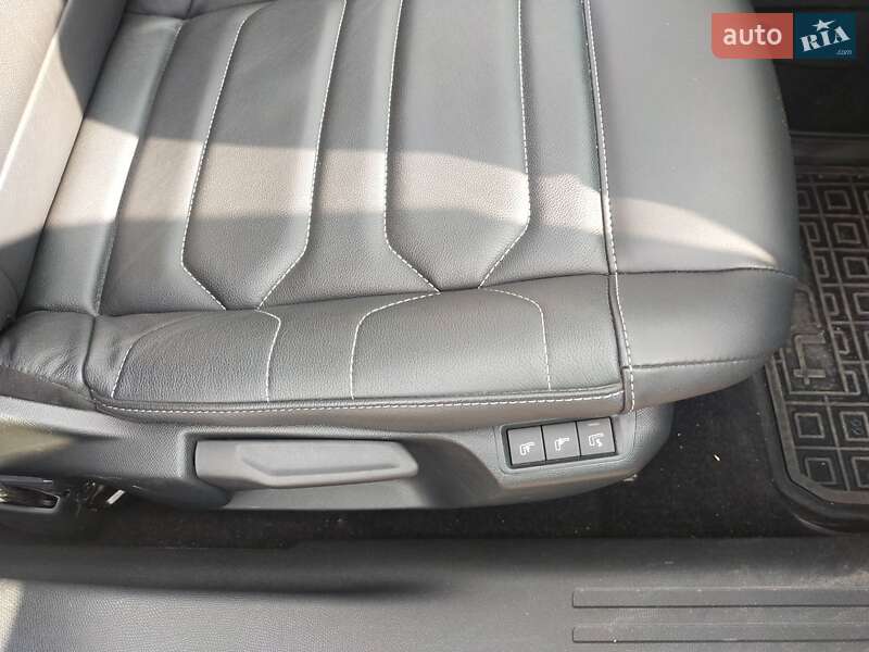 Хетчбек Citroen e-C4 2021 в Ромнах