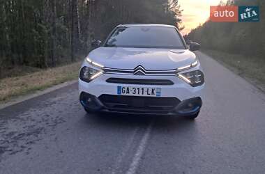 Хэтчбек Citroen e-C4 2021 в 
