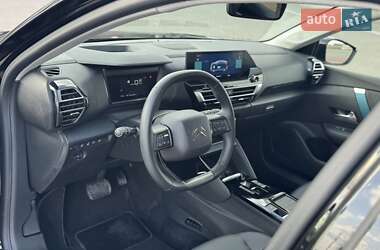 Хетчбек Citroen e-C4 2023 в 