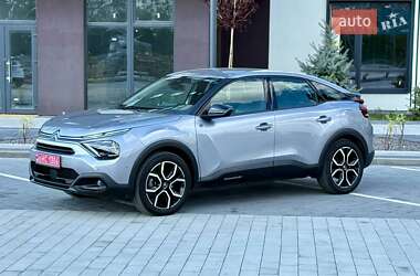 Хэтчбек Citroen e-C4 2022 в 