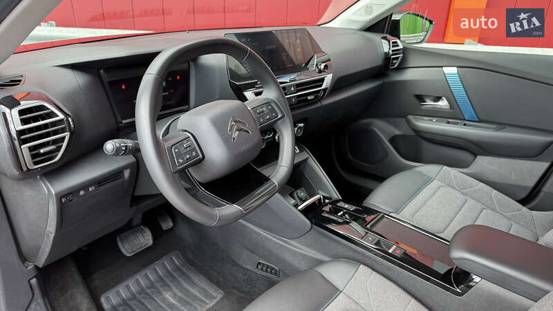 Хэтчбек Citroen e-C4 2023 в Киеве фото 24 Хэтчбек Citroen e-C4 2023 в Киеве