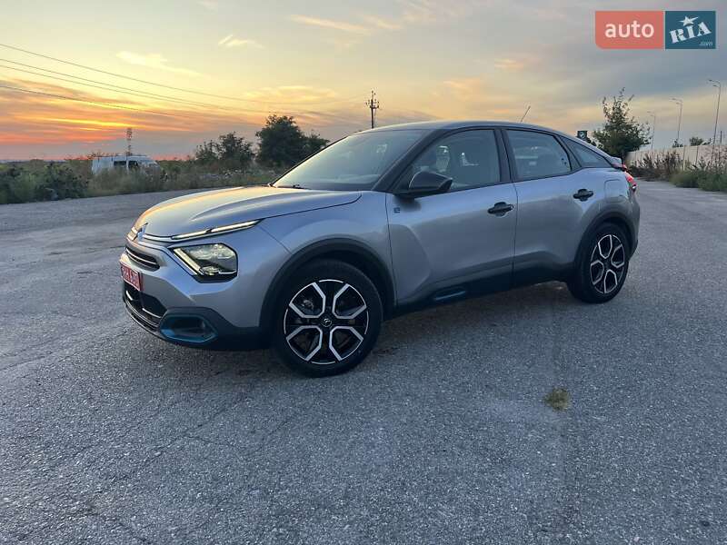 Хетчбек Citroen e-C4 2021 в 
