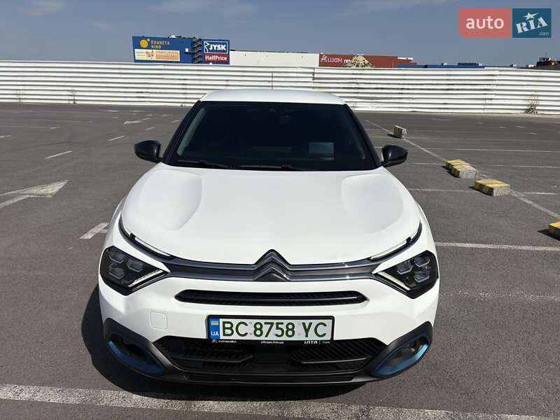 Хэтчбек Citroen e-C4 2021 в Львове