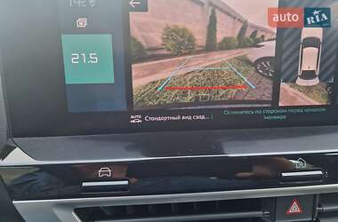 Хэтчбек Citroen e-C4 2022 в 