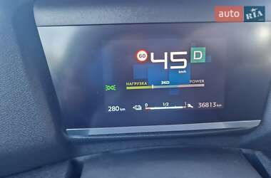 Хэтчбек Citroen e-C4 2022 в 