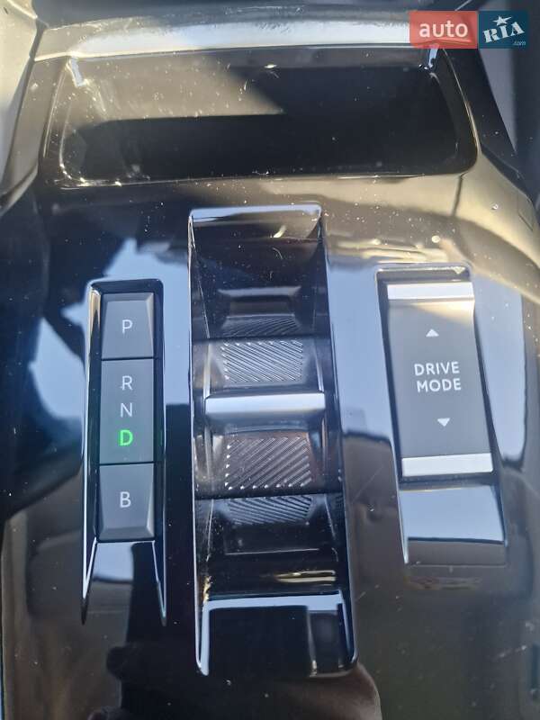 Хэтчбек Citroen e-C4 2022 в Львове