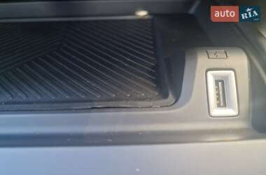 Хэтчбек Citroen e-C4 2022 в 