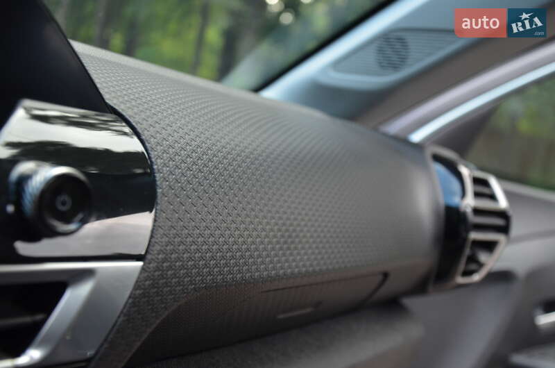 Хэтчбек Citroen e-C4 2021 в Стрые