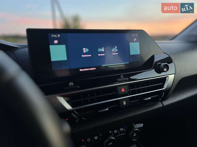 Хэтчбек Citroen e-C4 2021 в Виннице