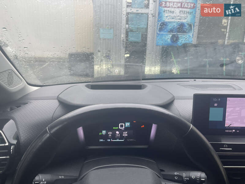 Хэтчбек Citroen e-C4 2021 в Житомире фото 15 Хэтчбек Citroen e-C4 2021 в Житомире