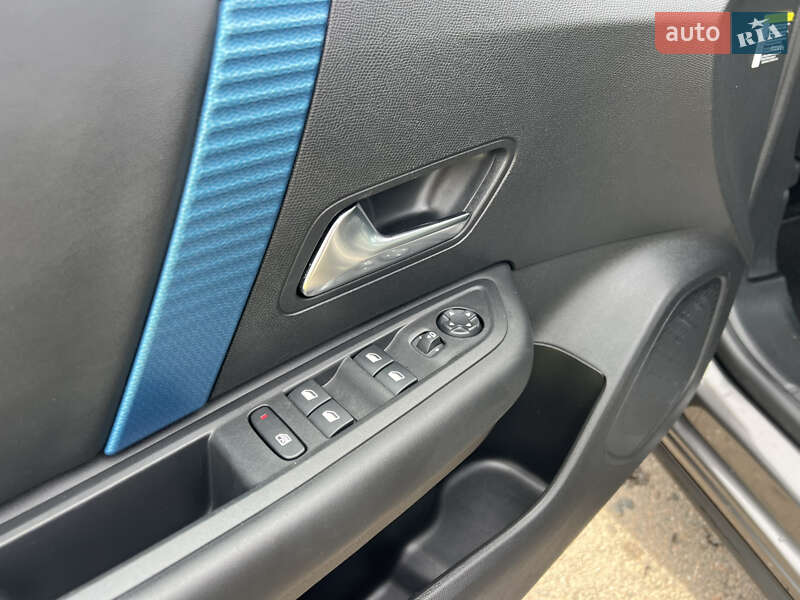 Хетчбек Citroen e-C4 2022 в Рівному