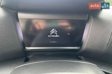 Хэтчбек Citroen e-C4 2022 в 