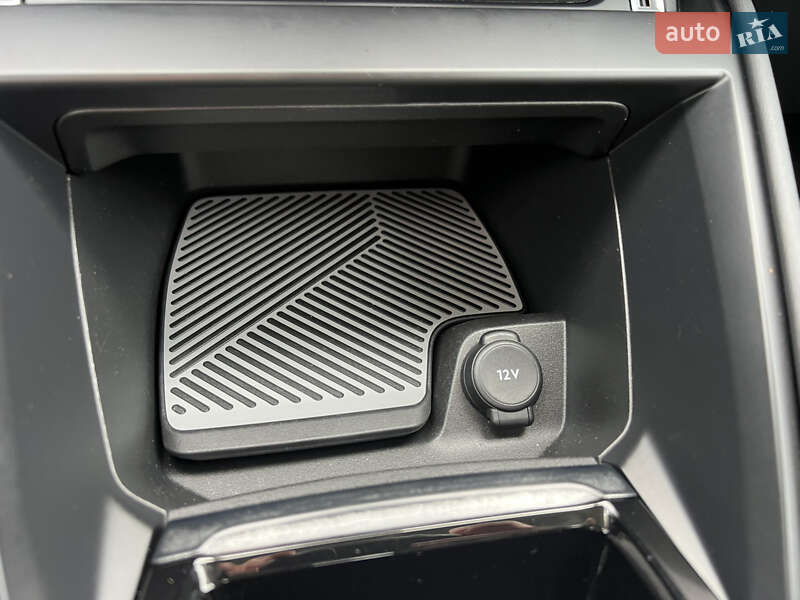 Хетчбек Citroen e-C4 2022 в Рівному