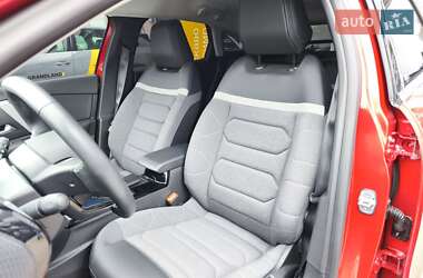 Хэтчбек Citroen e-C4 2023 в 