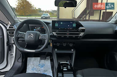 Хэтчбек Citroen e-C4 2023 в 